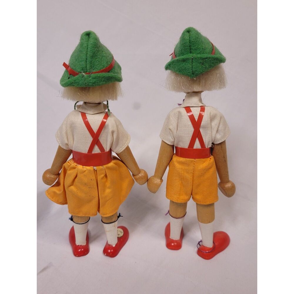 Vintage Poland Wooden Peg Dolls - Pair of 2 - Handpainted Traditional - Picture 3 of 5